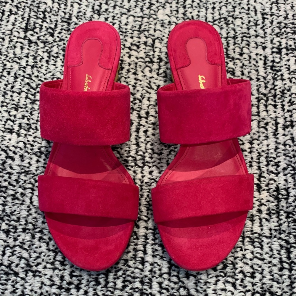 Salvatore Ferragamo ' Hot
Pink Suede Double-Strap Slide Sandals. Size 7